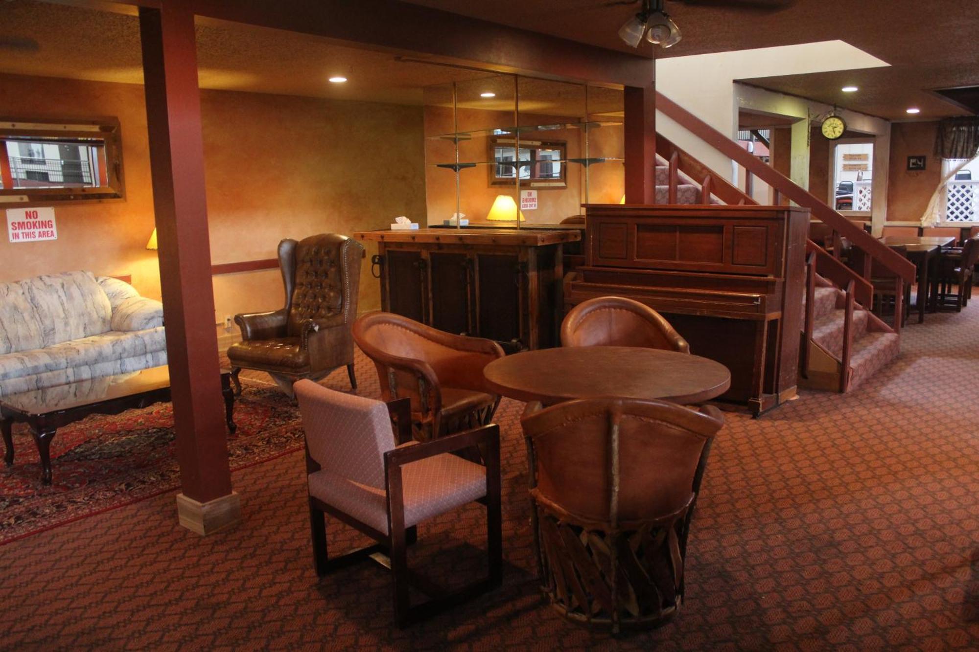 Dodge House Hotel Dodge City Buitenkant foto